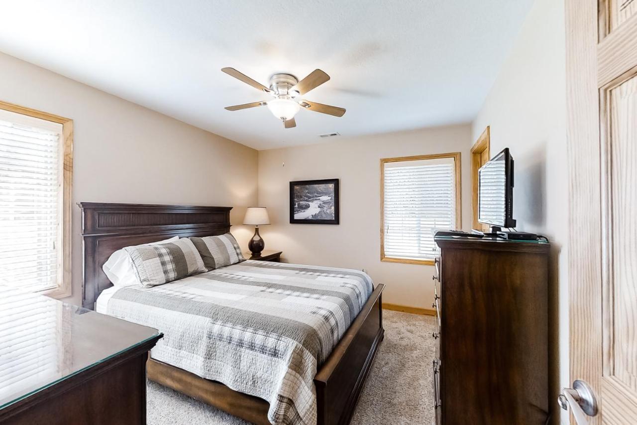 3 Bed 2 Bath Vacation Home In 위티어 외부 사진