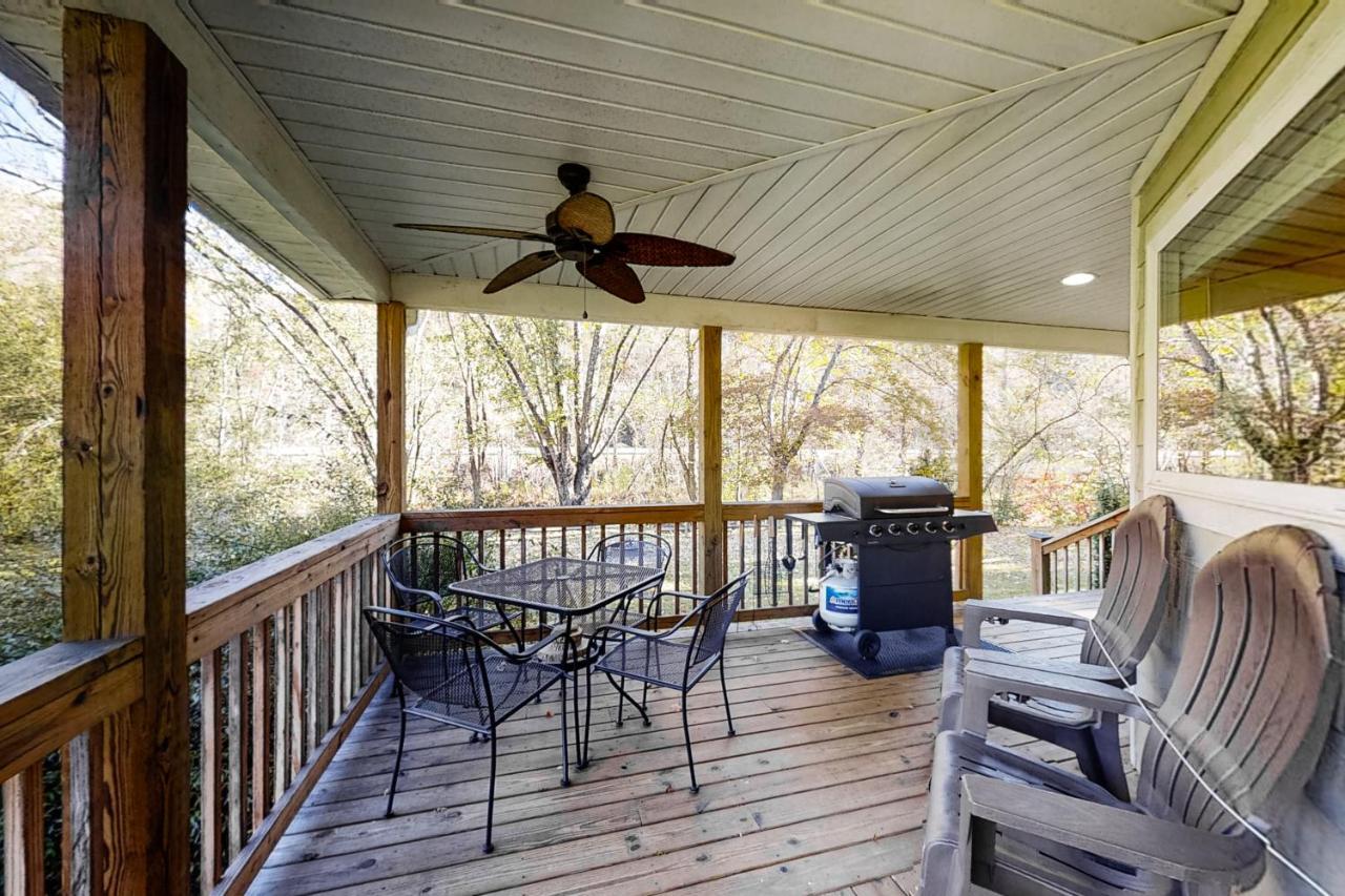 3 Bed 2 Bath Vacation Home In 위티어 외부 사진