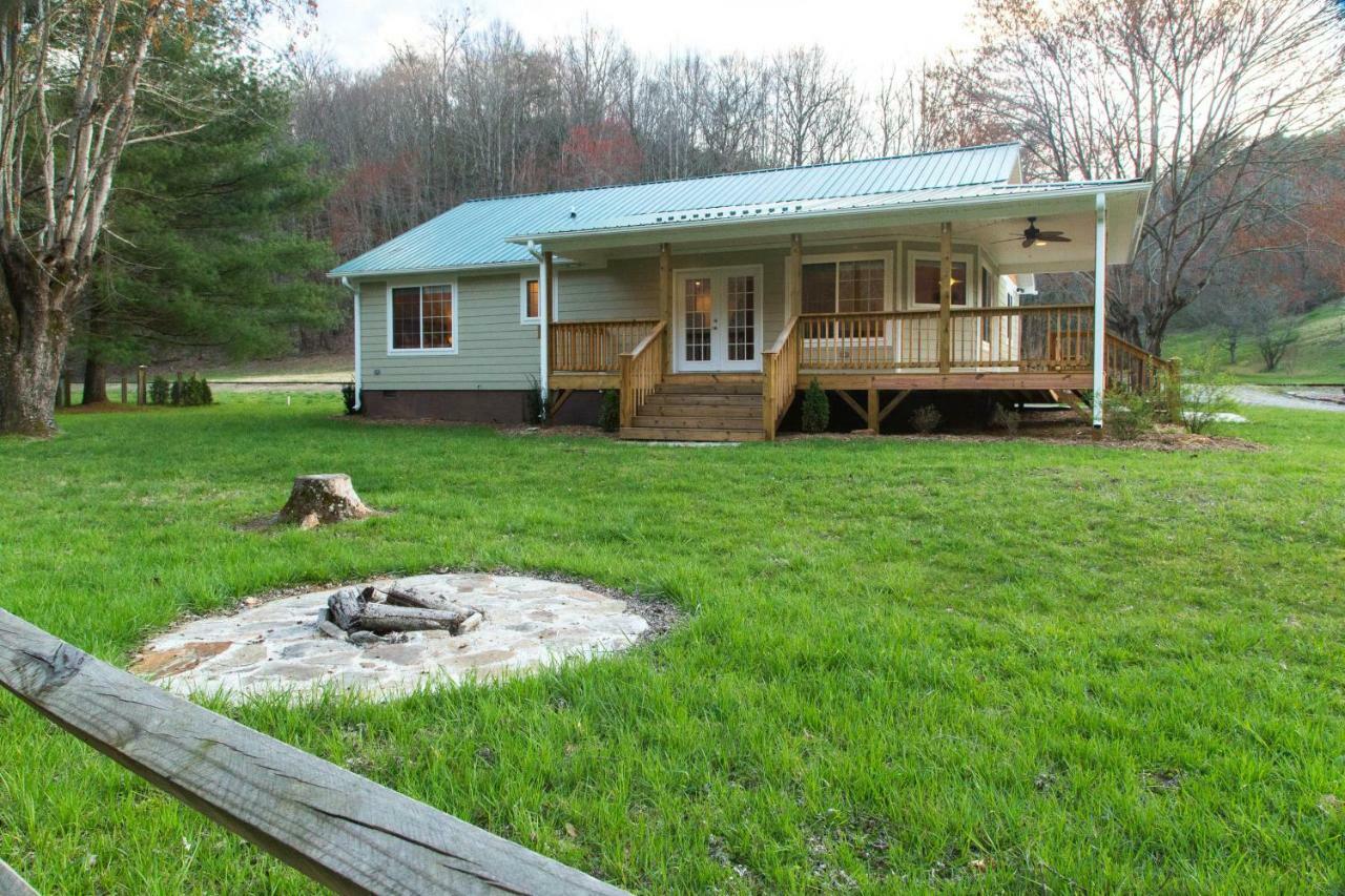 3 Bed 2 Bath Vacation Home In 위티어 외부 사진